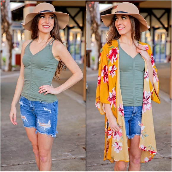 ✨LAST ONE ✨The Basic Cami V-Neck Top-Olive - Picture 2 of 2